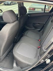 Hyundai i 20 2014-thumb-6