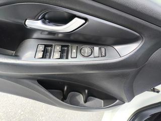 Hyundai i 30 2018-thumb-12