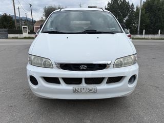 Hyundai H-1 2001 A