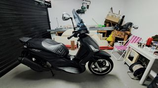 Piaggio Beverly 350 2019 Police-thumb-3