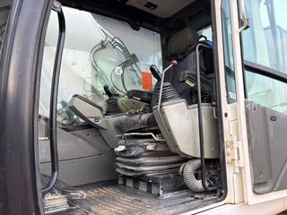 Εκσκαφέας Με Ερπύστριες Liebherr 2015 R950 / ΓΙΑ ΕΙΣΑΓΩΓΗ 1-thumb-6