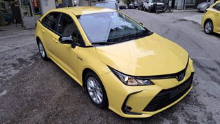 Toyota Corolla 2020 HYBRID!!!(418)