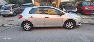 Toyota Auris 2009