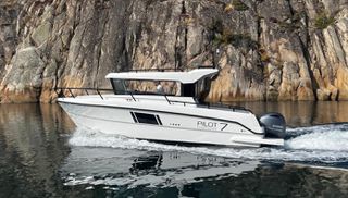 Finnmaster 2025 Pilot 7 SUV & Electro-hydraulic power steering V6