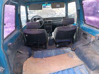 Daihatsu Rocky/Fourtrak 1990 WILDCAT GL-thumb-6