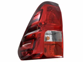 ΦΑΝΟΣ ΣΤΟΠ  ΑΡΙΣΤΕΡΟΣ TOYOTA HILUX REVO '15- (ΜΕ ΦΑΝΟ ΟΜΙΧΛΗΣ) DIAMOND