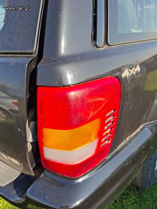 JEEP CHEROKEE V8/ΦΑΝΑΡΙΑ ΠΙΣΩ ΑΡΙΣΤΕΡΟ ΚΑΙ ΔΕΞΙΟ/ΕΙΔΗ ΦΑΝΟΠΟΙΙΑΣ ΚΑΙ ΜΗΧΑΝΙΚΑ