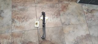 ΟΠΙΣΘΙΟΣ ΔΕΞΙΟΣ ΓΡΥΛΛΟΣ ΠΑΡΑΘΥΡΟΥ AUDI A3 2003-2012-thumb-1