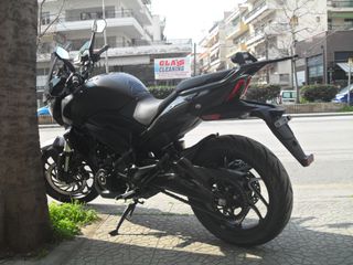 Bajaj Dominar 400 2025 tour-thumb-4