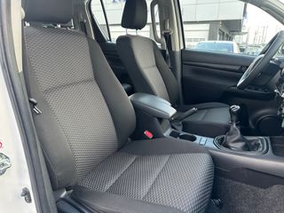 Toyota Hilux 2018 2.4 D-4D-F Double Cab 4x4 Euro 6-thumb-17