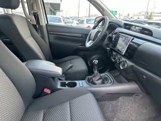 Toyota Hilux 2018 2.4 D-4D-F Double Cab 4x4 Euro 6-thumb-18