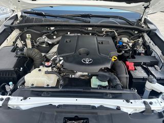 Toyota Hilux 2018 2.4 D-4D-F Double Cab 4x4 Euro 6-thumb-20