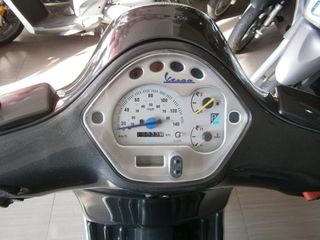Vespa GT 200 2006 GT 200 GRANTURISMO-thumb-6