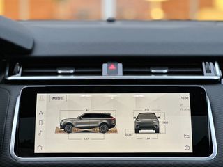 Land Rover Range Rover Velar 2022 P400e R-DYNAMIC SE-thumb-16
