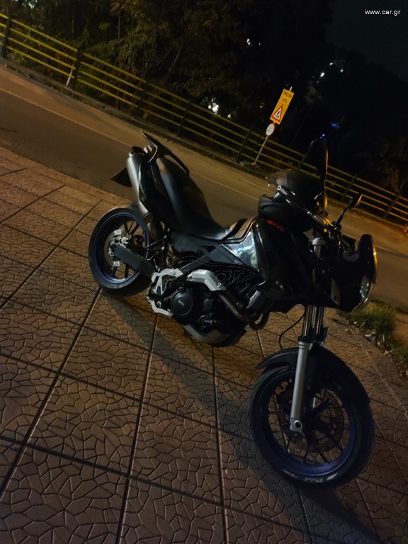 Aprilia Pegaso Strada 2005