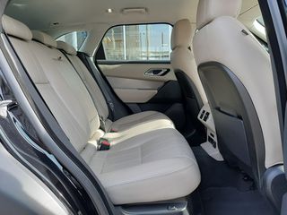 Land Rover Range Rover Velar 2019 D180 S-thumb-9