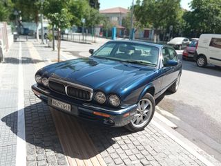 Jaguar XJ8 2000 vanden plus
