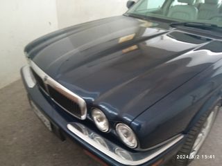 Jaguar XJ8 2000 vanden plus-thumb-10