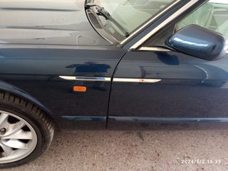 Jaguar XJ8 2000 vanden plus-thumb-12