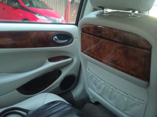 Jaguar XJ8 2000 vanden plus-thumb-17