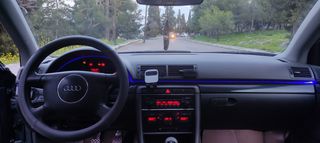 Audi A4 2002-thumb-7