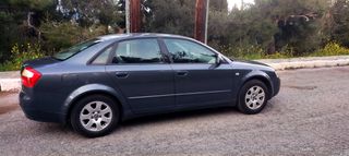 Audi A4 2002-thumb-8