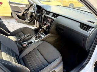 Skoda Octavia 2020-thumb-5