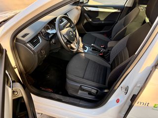 Skoda Octavia 2020-thumb-11