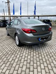 Opel Astra 2018-thumb-2