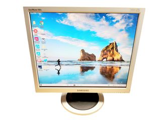 Οθόνη για υπολογιστή Monitor 19″ Tft Samsung 920Ν Α956 ΤΙΜΗ 15 ΕΥΡΩ