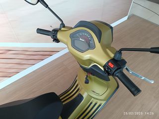 Vespa Sprint 125 2025 S E5+-thumb-9