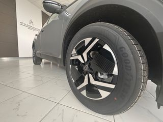 Peugeot 2008 2025 1.2 PURETECH 100 ALLURE-thumb-15