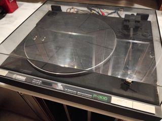 yamaha turntable p 300