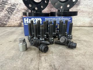 ΑΠΟΣΤΑΤΕΣ H&R B957160-18 18mm 5X130 71.6 ΚΕΝΤΡΟ & H&R B957160-23 23mm ΜΑΖΙ ΜΕ ΜΠΟΥΛΟΝΙΑ ΜΑΚΡΥΑ ΜΑΥΡΑ & ΚΛΕΙΔΙ ΑΣΦΑΛΕΙΑΣ-thumb-3