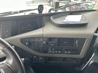 Volvo 2014 , FH13 540ps, έγκυρο ADR, Retarder, Δέρμα, αποστασιόμετρο-thumb-16