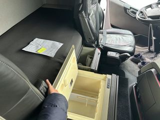Volvo 2014 , FH13 540ps, έγκυρο ADR, Retarder, Δέρμα, αποστασιόμετρο-thumb-19