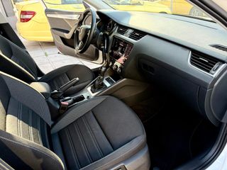 Skoda Octavia 2020-thumb-3