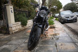 Moto Guzzi V 7 2013 Stone-thumb-1