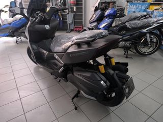 Thrust Huracan 300 2026 HURACAN 300  PLUS euro 5 προδια/φες++ mont.2026-thumb-8
