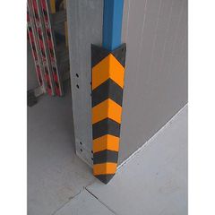 DOORADO ΓΩΝΙΑ ΠΡΟΣΤΑΣΙΑΣ ΑΠΟ ΛΑΣΤΙΧΟ 10 mm (PARK-DH-130)