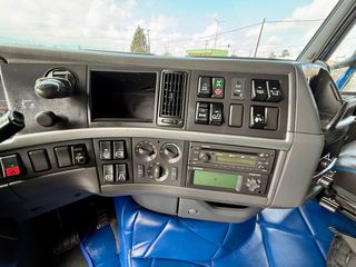 Ανατροπή Volvo 2013 FH 500  8x2 ‘Limited edition OCEAN RACE"-thumb-33