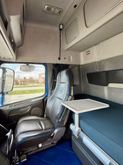 Ανατροπή Volvo 2013 FH 500  8x2 ‘Limited edition OCEAN RACE"-thumb-39