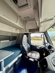 Ανατροπή Volvo 2013 FH 500  8x2 ‘Limited edition OCEAN RACE"-thumb-49