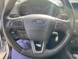 Ford Focus 2016 0€ τέλη, bookservice,navi,parktronic,θερμαινόμενα-thumb-10