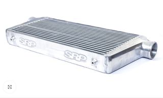Universal intercooler bar and plate με staggered kai louvered fins εως 950HP για πολλούς τύπους αυτοκίνητων. (60 x 30 x 10)