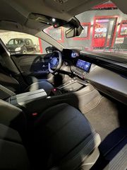 Peugeot 308 2023 1.6 Hybrid 180 e-EAT8-thumb-11