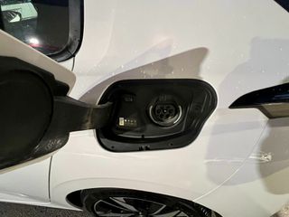 Peugeot 308 2023 1.6 Hybrid 180 e-EAT8-thumb-16