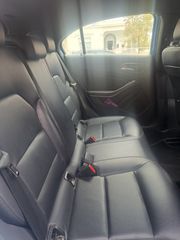 Mercedes-Benz A 180 2013 URBAN-thumb-7