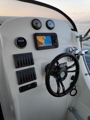 Attack 2018 750 cabin-thumb-16