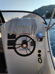 Attack 2018 750 cabin-thumb-23